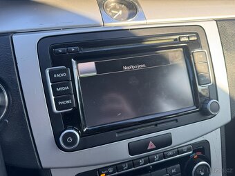 Volkswagen Passat 1,6 TDI 77 KW ROZVODY STK - 14