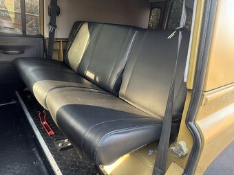 Land Rover Defender 3.5 V8 - 14