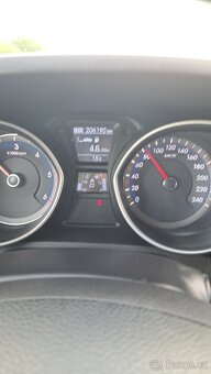 Hyundai i30, combi 1.6 CRDi, 81 kW - 14