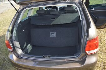 VW Golf 6 combi 2,0 103 kw 1.majitel z Německa serviska - 14