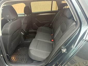 Škoda Superb 2.0 TDi 140kW 4x4 serviska - 14