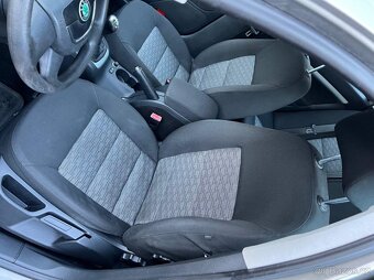 Škoda Octavia Combi 1.6 TDI 77 kW klima tažné 2010 - 14