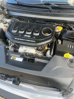 Jeep Cherokee 2019, 2,2 4x4  Automat edice Night Eagle - 14