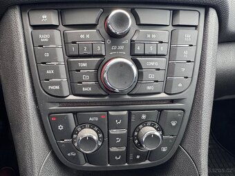Opel Meriva 1,4b 74kW - ČR 1 majitel - 14