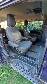 Hyundai H-1 2.5CRDi, 7 mist, nepojizdne, ztraci vodu - 14