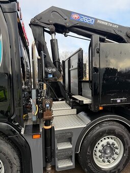 Scania G500 8x4 - třístranný sklápěč s hydraulickou rukou - 14