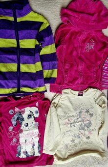 ZNAČKOVÉ OBLEČENÍ VEL 104,PO JEDNOM DÍTĚTI,SUPER STAV,DISNEY - 14