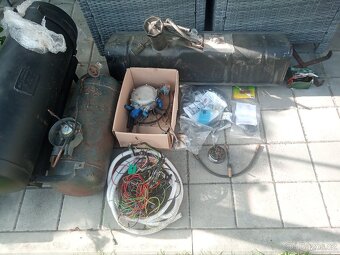 Prodám Uaz 469 benzín - plyn - 14