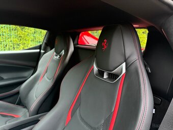 Ferrari 296 GTB 3.0 Hybrid 610 kW Rosso - 14