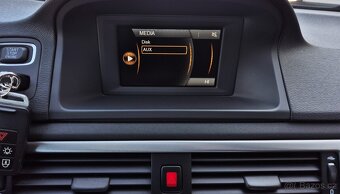 VOLVO XC70 2.4D AWD MANUÁL 1-MAJITEL - ALU 19 PERF.STAV - 14