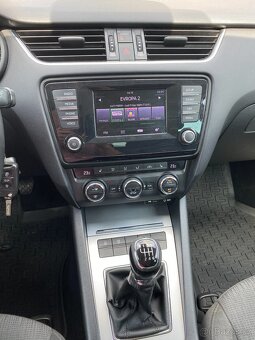 Škoda Octavia kombi 1.2 TSI, 77 kW, r. 2014, klima, ALU R17 - 14