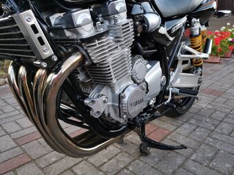 Yamaha XJR 1300 - 14