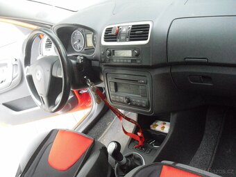 Skoda Fabia Sport 1.6 16v - 14