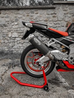 APRILIA RSV1000R FACTORY - 14