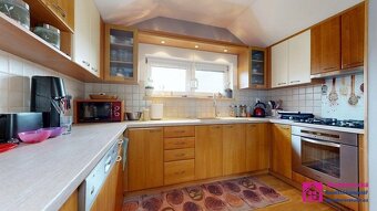 Prodej podkrovního bytu 4+1, 106 m², zahrada, Břeclav - 14