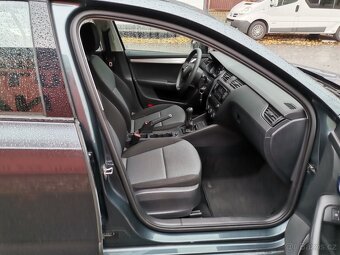 Škoda Octavia 1.4TSi 110kw Active Tažné PDC - 14