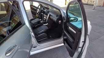 mercedes b200 2.0 BENZIN 105 kw ( velmi pekny ) - 14