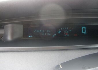 Renault Scénic 1.6i 83kw,2xkola benzín manuál 83 kw - 14
