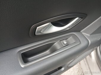 P-Renault Laguna 3 2.0dci 110kw r.v.2008 stk05/2027 - 14