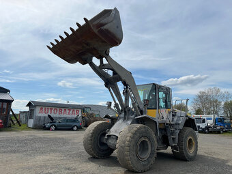 Čelní nakladač KOMATSU WA-380, R.V. 2012 - 14