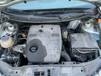 Volkswagen Polo 1.2, 40 kW, 2003 - 14