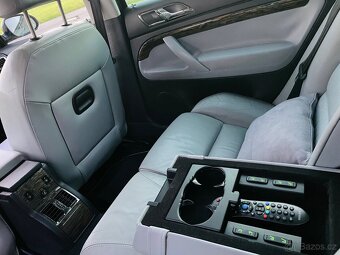 Škoda Superb 2.8 V6 L&K, DVD, Lednice, Footboard - 14