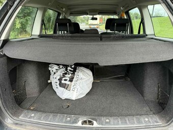 Peugeot 307 r.v. 2004 2.0HDi 66kw klima tažné - 14