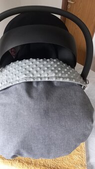 Autosedačka CYBEX Aton B2 i-Size + základna ISOFIX + DÁRKY - 14