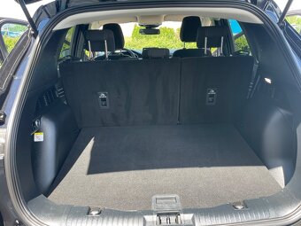 FORD KUGA 2,5 HYBRID 4x4 - 14