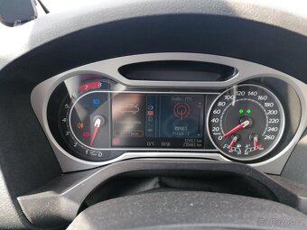 Ford S-Max 2.0 Benzín 107kW Manual - 14