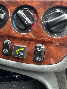 Mercedes ML320 LPG 160kw 4x4 automat 7 míst - 14