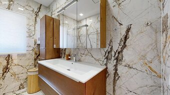 Prodej rodinného domu 197 m², pozemek 621 m² - 14