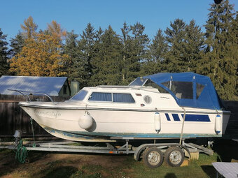 Kajutový člun Inter 630 - 14