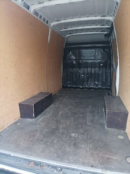 Iveco daily 35-130 , jen 180 tis km - 14