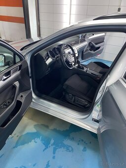 Volkswagen Passat Variant 2.0 TDI BMT Comfortline DSG - 14