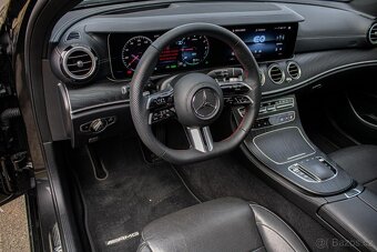 Mercedes-Benz E trieda Kombi 300 de 4MATIC- Aj na splátky - 14
