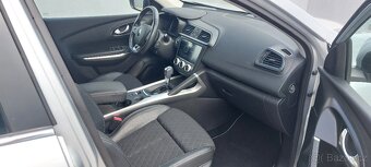 Renault Kadjar 1.3tce(benzín) r.v.2021 aut. - 14