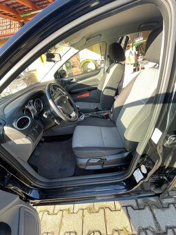 FOCUS 1.6 2011 benzín 74KW - 14