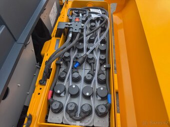 Nízkozdvižný vozík s plošinkou Jung stav nového - 14