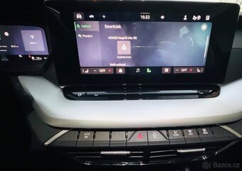 Škoda Octavia IV 1,5 TSI KOMBI 8/2025,4000km,AUTOKLIMA,LED - 14