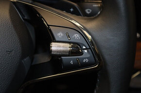 Škoda Octavia Scout 2.0 TDi DSG 4x4 - navi,LED,tažné,200 PS - 14