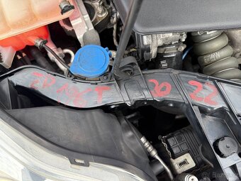 Ford Focus kombi 1,6Tdci 70 kW r.v.2013 1.majitel - 14