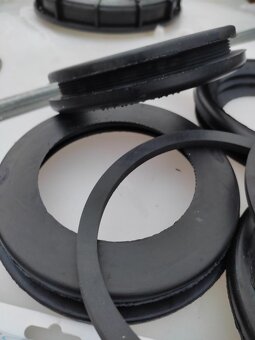 Těsnění, manžeta pro potrubí KG DN100/110mm PROSTĚJOV - 14