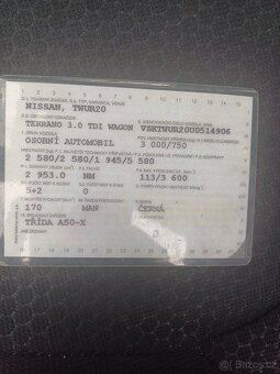 Nissan Terrano II - 14
