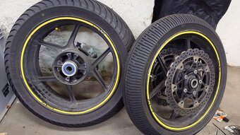 Kawasaki zx6r 2010 - 14