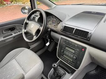 VW Sharan 2.0TDI 103kW,Webasto,Serviska,Tažné. - 14