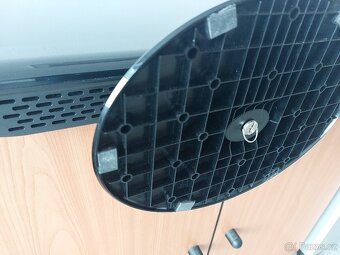 Monitor Acer + držák na zeď - 14