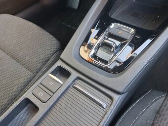 Škoda Octavia 4 Combi 2.0TDI 110kW DSG Virtual Tažné Keyless - 14