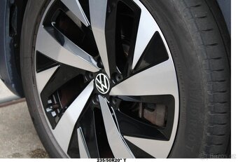 ID.4 204PS Bat.77 kWh LED Tažn AL20 Nav 2PDC Kam 12/20 - 14