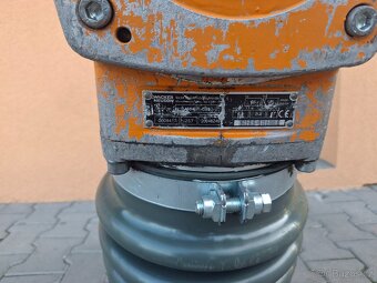 Vibrační pěch Wacker neuson BS 60-2 - 14